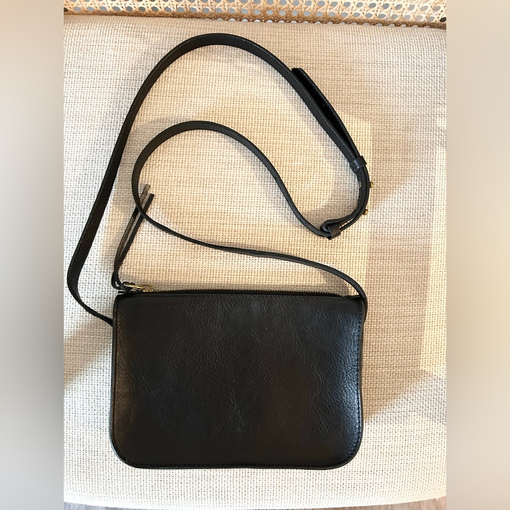 Madewell The Simple Black Leather Crossbody Purse